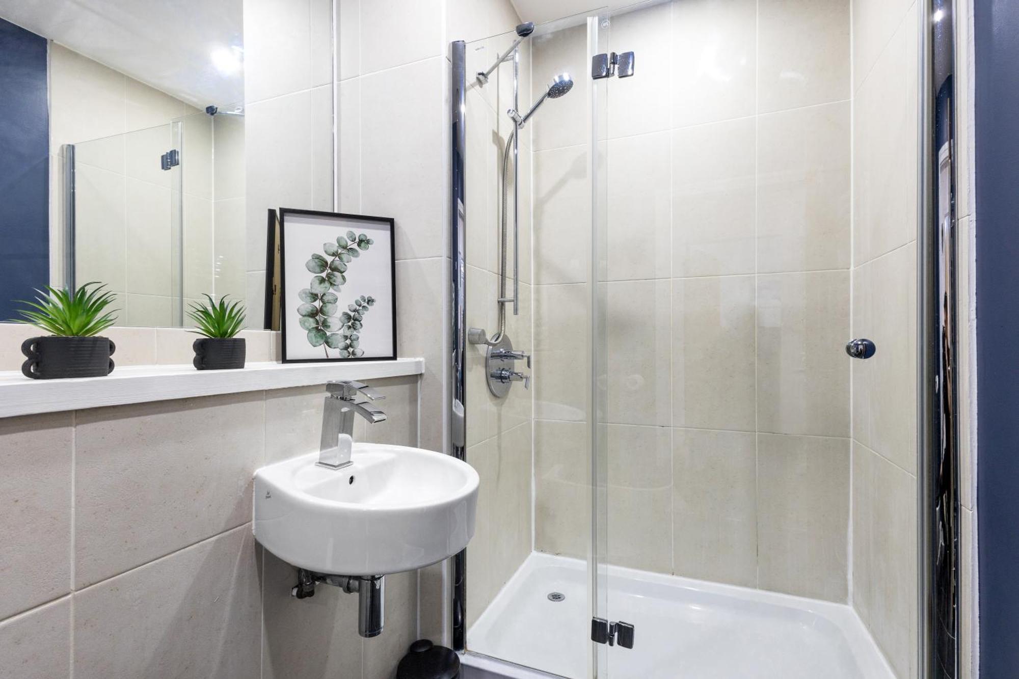 Bullring Lux Suite, New Street Free Netflix - Free Secure Parking- Sleeps 6 Birmingham Extérieur photo